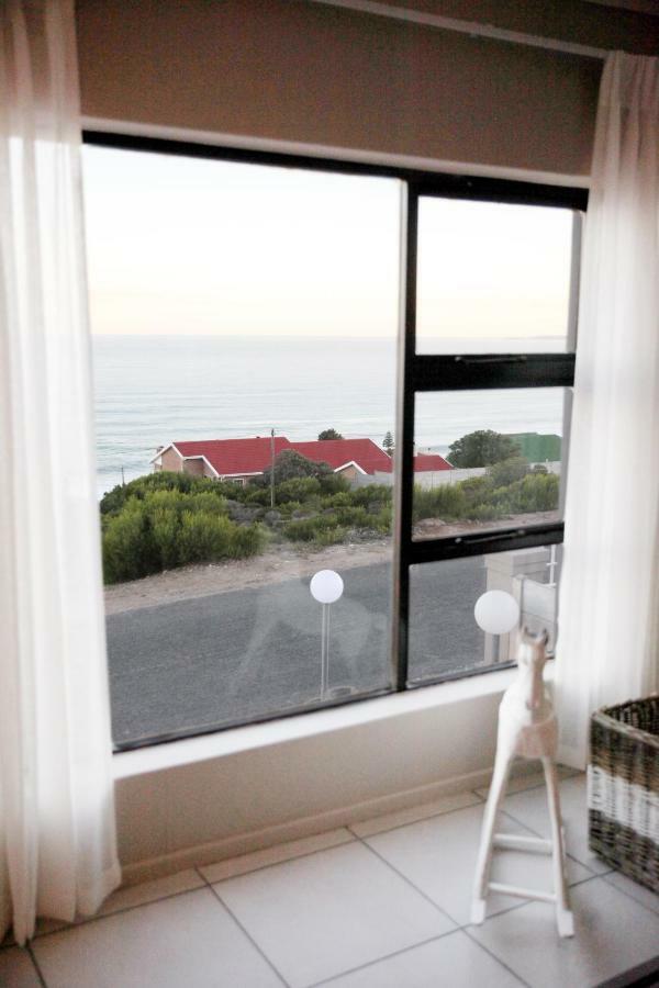 Eden Guesthouse B&B Dana Bay Buitenkant foto